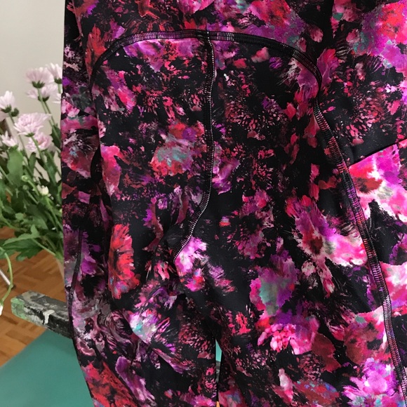 Punchy! lululemon BNWOT SwiftSpeed Leggings s. 4 - Picture 4 of 5